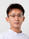 上田 康博